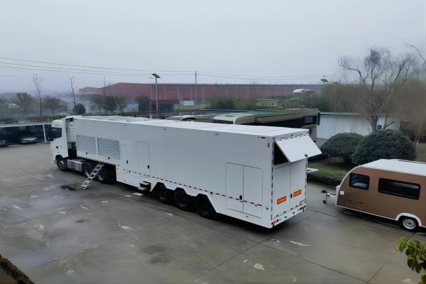 Semi-trailer emergency power generation vehicle