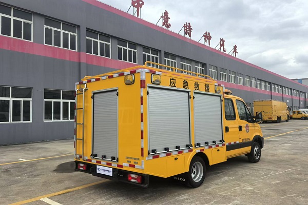 Iveco engineering vehicle